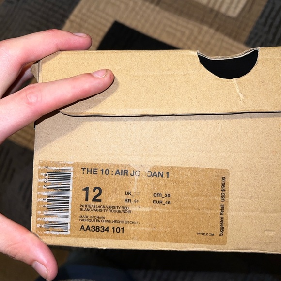 Off White Jordan 1 “Chicago” - Picture 9 of 9